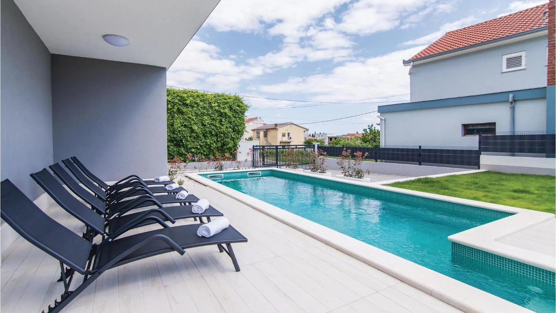 5 Bedroom Lovely Home In Kastel Kambelovac Kaštela