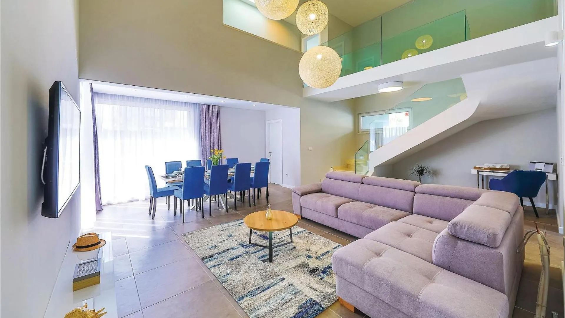 Semesterbostad 5 Bedroom Lovely Home In Kastel Kambelovac Kaštela