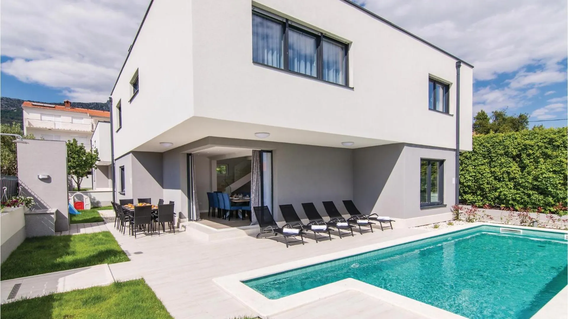 5 Bedroom Lovely Home In Kastel Kambelovac Kaštela Kroatien